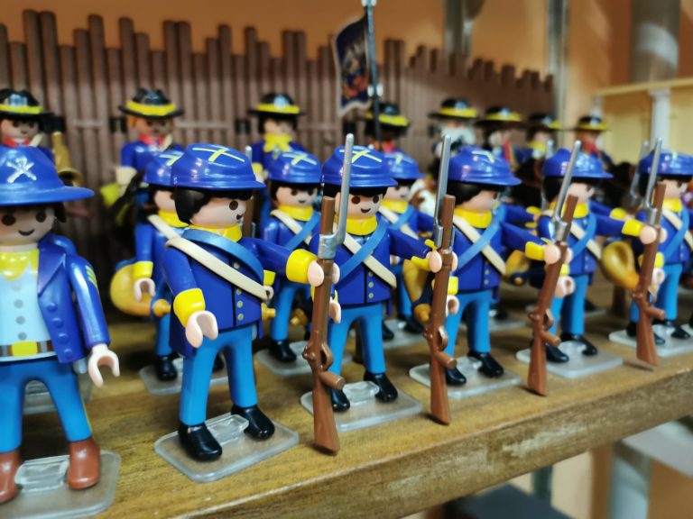 PLAYMOBIL CAPITAN NORDISTA CON RIFLE , UNION - 10/2/23