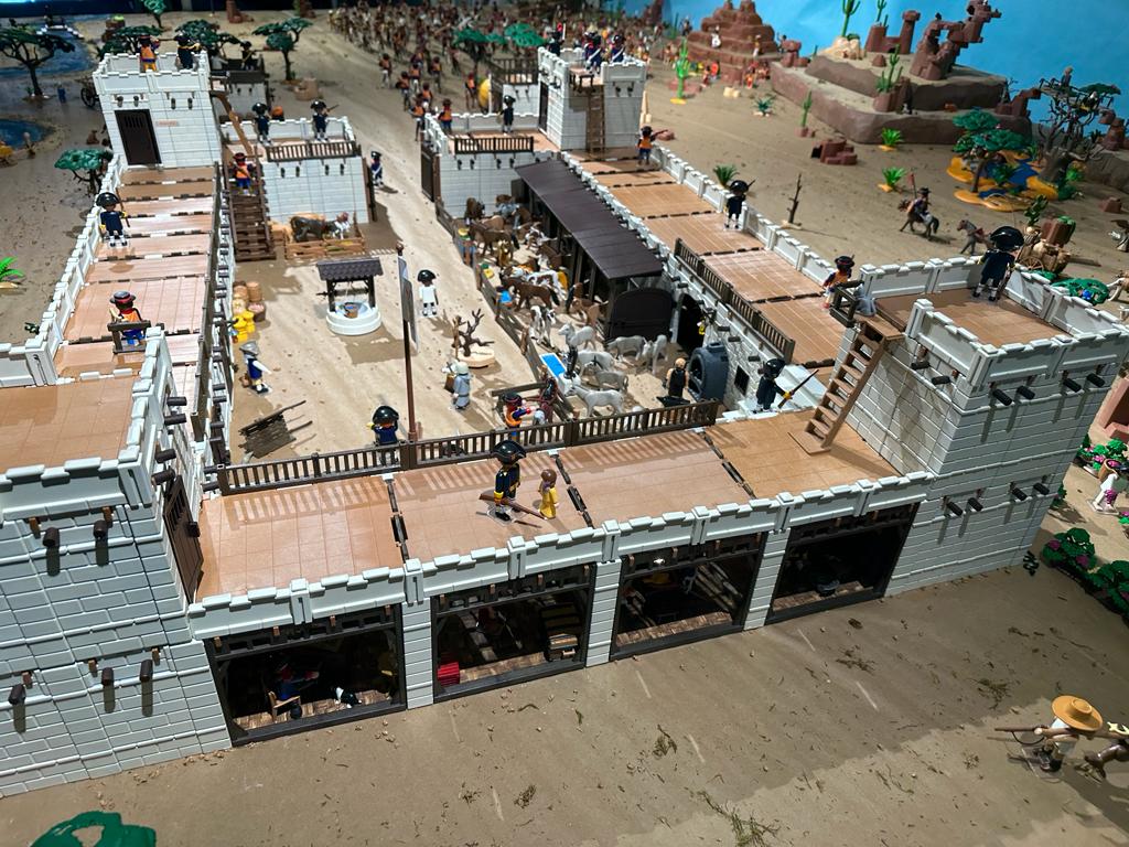 exposicion playmobil museo militar 2023