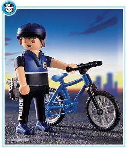 Playmobil  Patrulla en bicicleta - 3168 A 2002 - El Mundo Click
