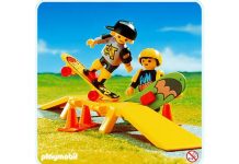 Playmobil 2 niños/2 patinadores – 3709 A 1992 – El Mundo Click 3709 A