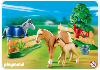 Playmobil Corral para caballos – 4188 A 2007 – El Mundo Click 4188 A
