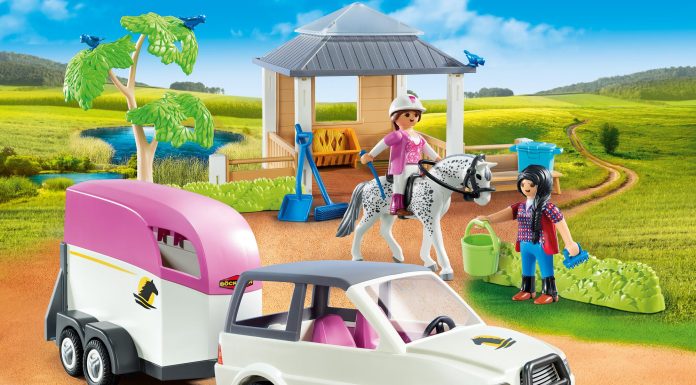 Playmobil Establo con transportador de caballos – 5667 2016 – El Mundo Click 5667