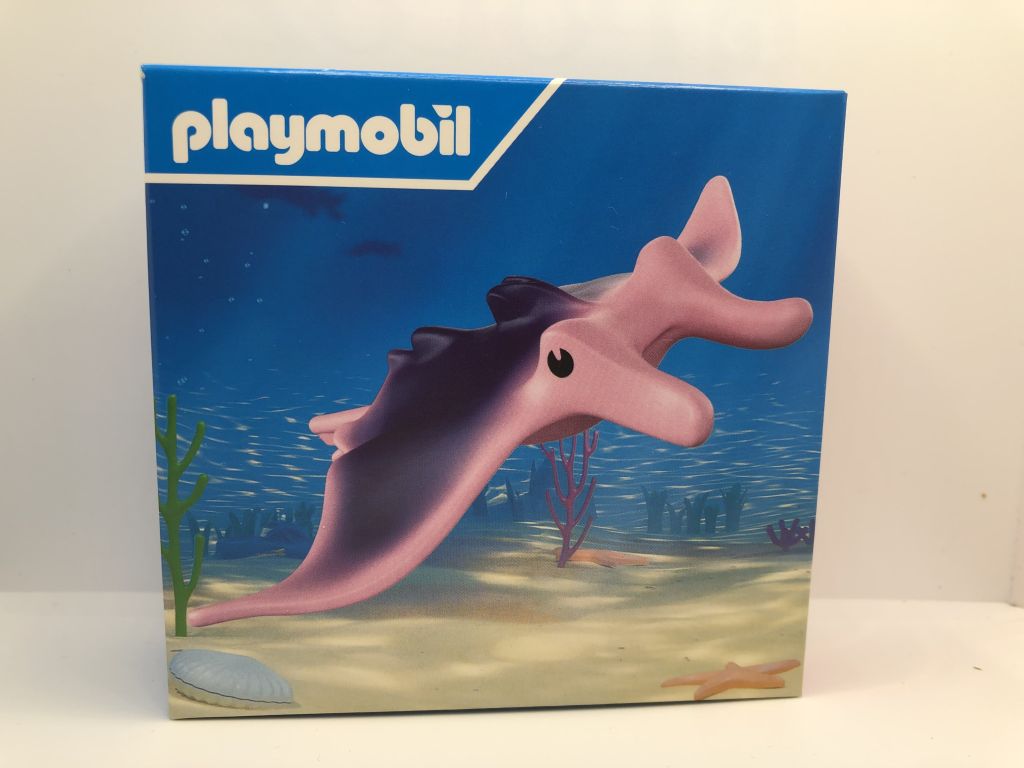 playmobil 28915 06 A manta ray playmobil 28915 06 A manta ray