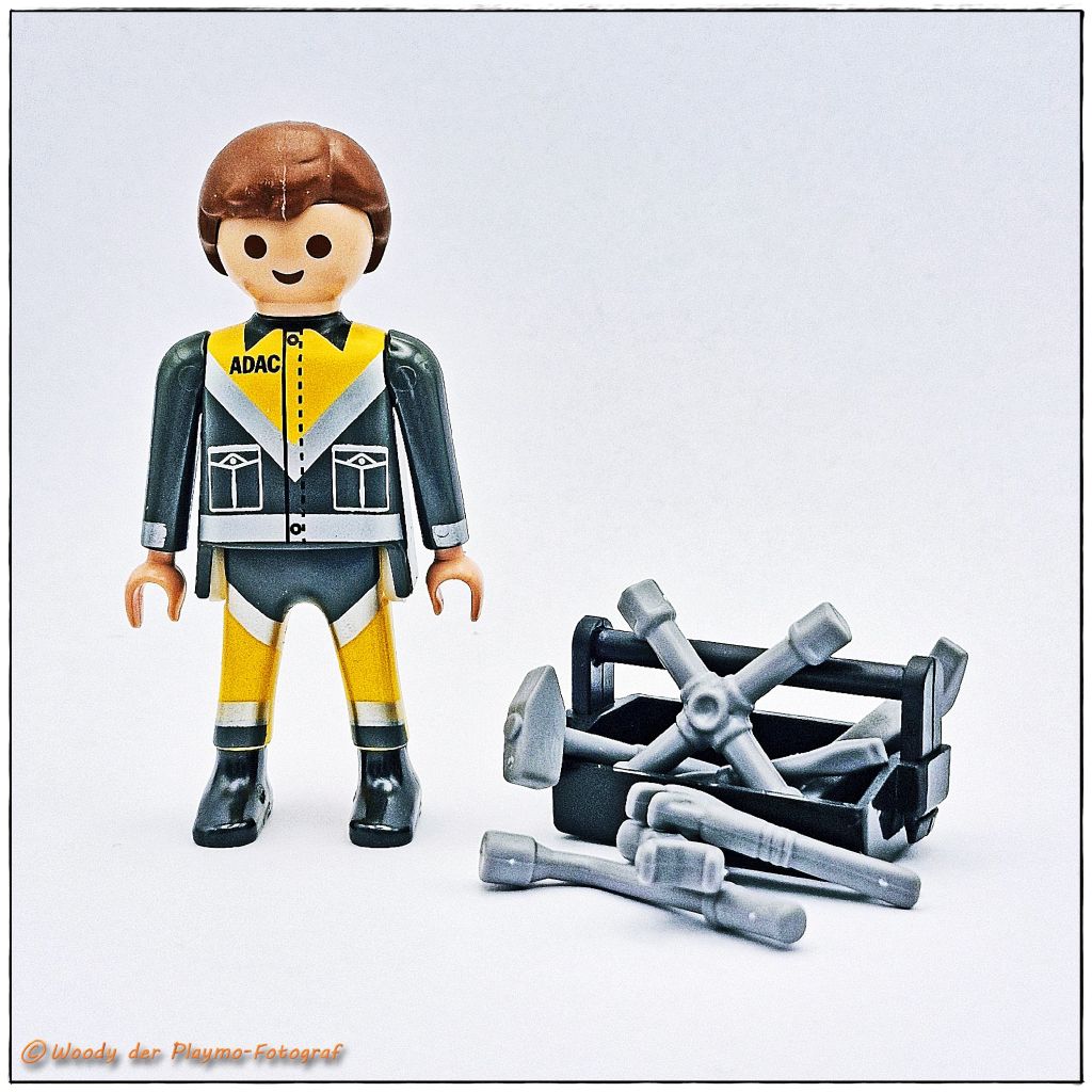 playmobil 30797864v1 ger roadside assistant playmobil 30797864v1 ger roadside assistant