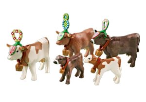 Playmobil Construcción y Obras Playmobil: todas las referencias (excavadoras, grúas y camiones) 6 Playmobil Alpine cows