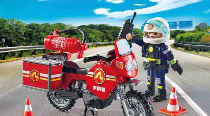 Playmobil 71466 Camión de bomberos – Novedades 2024 playmobil 71466 fire engine at the scene of accident