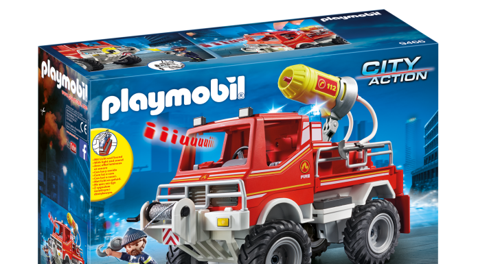 Playmobil 9466 Off Roading Fire Truck Spraying Foam Playmobil 9466