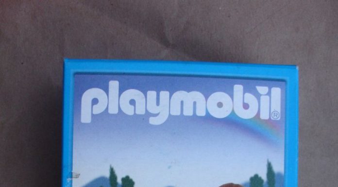 Playmobil Antex 3321 – Child with cups and doll Playmobil Antex 3321 Child with cups and doll