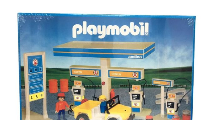 Playmobil Antex 3437 – Andina gas station & yellow jeep Playmobil Antex 3437 Andina gas station & yellow jeep