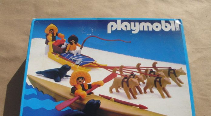 Playmobil Antex 3466 – Kayak And Dog Sled Playmobil Antex 3466 Kayak And Dog Sled