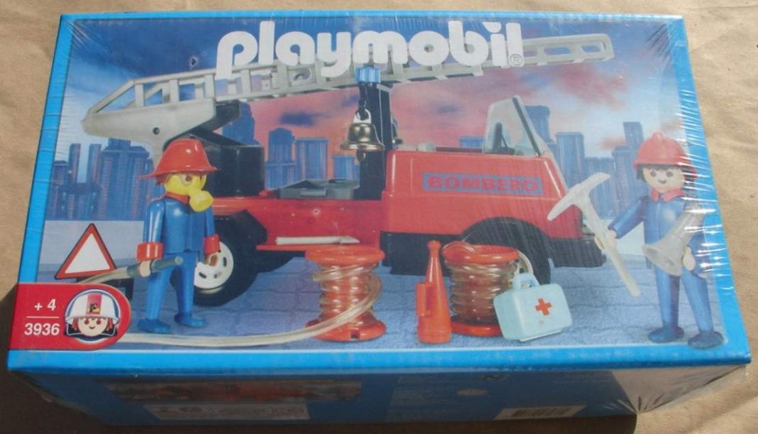 Playmobil Antex 3936v2 Firetruck with Ladder