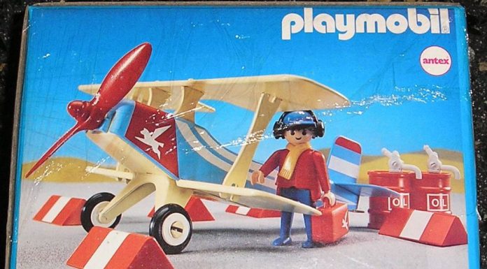 Playmobil Antex 3966 – Blue & red biplane Playmobil Antex 3966 Blue & red biplane