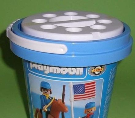 Playmobil Lyra 2114 – Jinete y soldado con bandera Playmobil Lyra 2114 Jinete y soldado con bandera