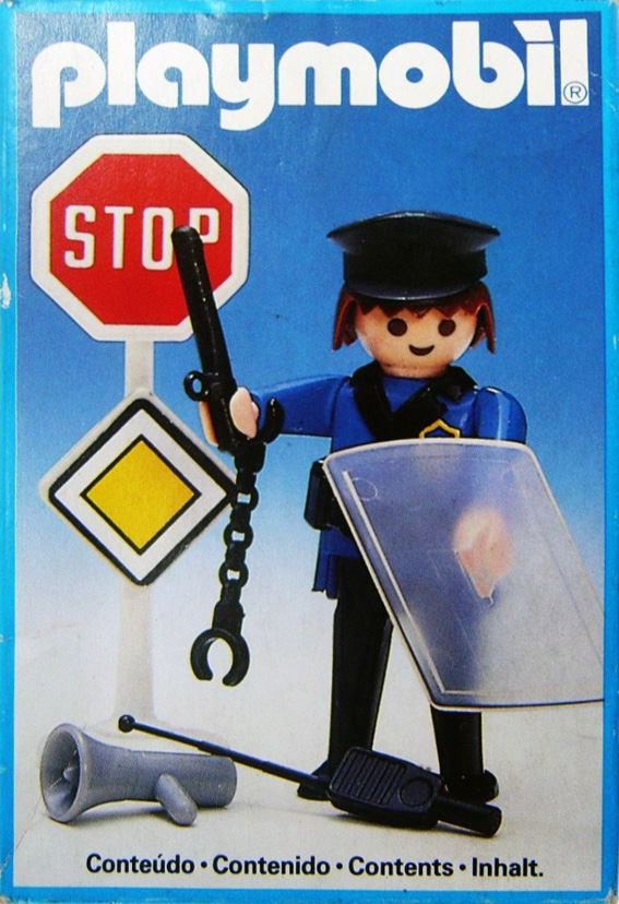 Playmobil Trol 23.15.3 policeman