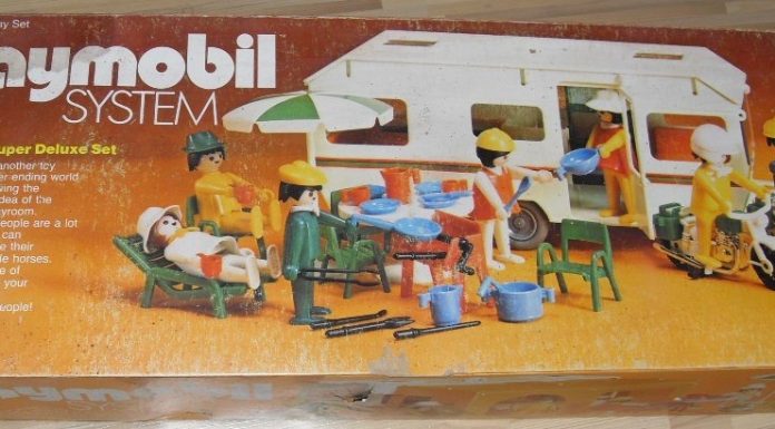 Playmobil USA Schaper 084 Vacationer Super Deluxe Set