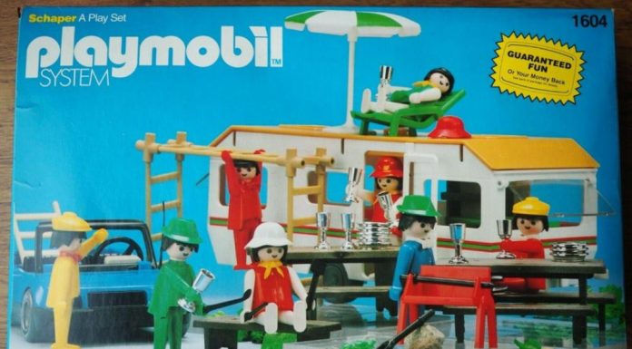 Playmobil USA Schaper 1604 Vacationer Super Deluxe Set