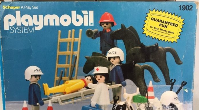 Playmobil USA Schaper 1902 Police Rescue Deluxe Set