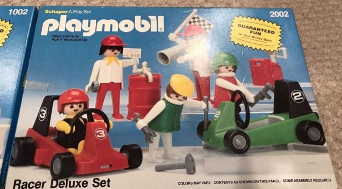 Playmobil USA Schaper 2002 Racer Deluxe Set