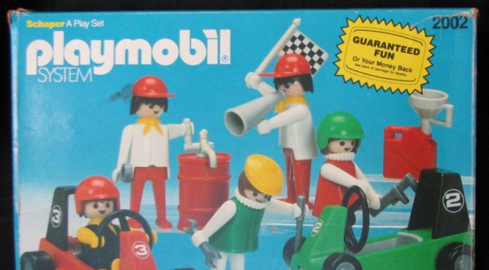 Playmobil USA Schaper 2002 Racer Deluxe Set