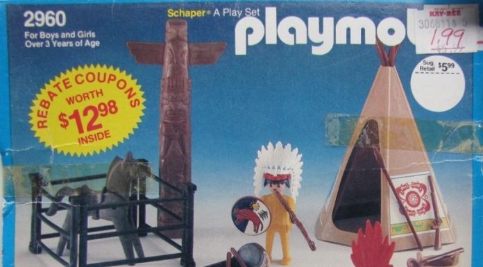 Playmobil USA Schaper 2960 Indian, horse, totem , canoe and tepee