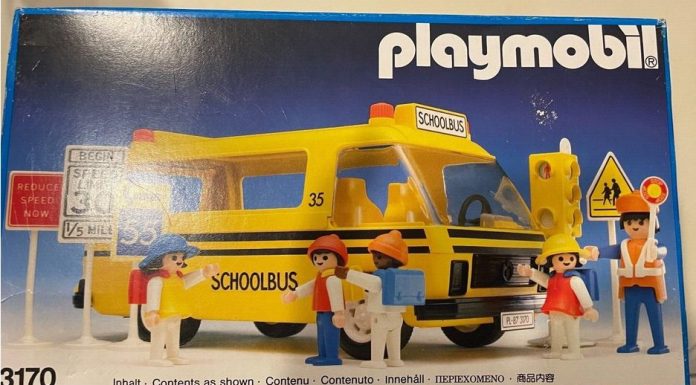 Playmobil USA Playmobil 3170 – School bus Playmobil USA Playmobil 3170 School bus