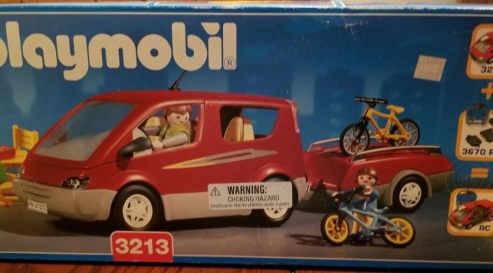 Playmobil USA Playmobil 3213 – Family Van Playmobil USA Playmobil 3213 Family Van