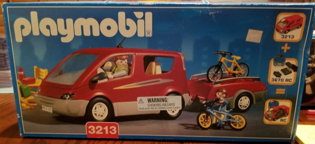 Playmobil USA Playmobil 3213 Family Van Playmobil USA Playmobil 3213 Family Van