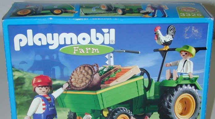 Playmobil USA Playmobil 3325 Farm Tractor