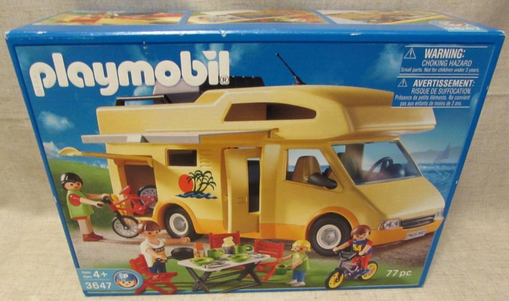 Playmobil USA Playmobil 3647 Family Camper Playmobil USA Playmobil 3647 Family Camper