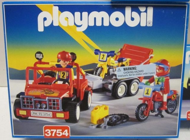 Playmobil USA Playmobil 3754 Red jeep with trailer & dirt bikes Playmobil USA Playmobil 3754 Red jeep with trailer & dirt bikes
