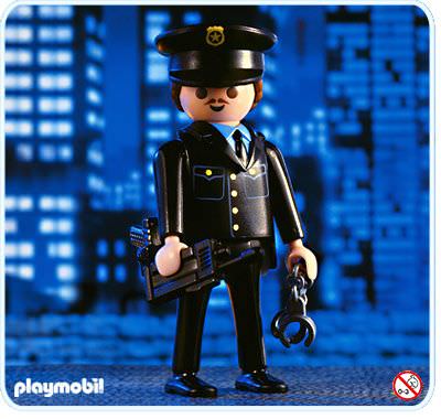 Playmobil USA Playmobil 4580 Policeman