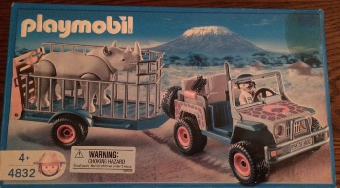 Playmobil USA Playmobil 4832 – Ranger’s Vehicle with Rhino Playmobil USA Playmobil 4832 Ranger's Vehicle with Rhino