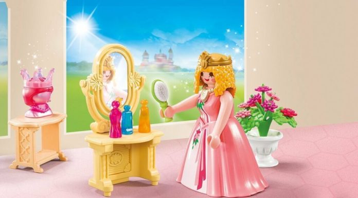 Playmobil USA Playmobil 5650 Princess Vanity Carry Case