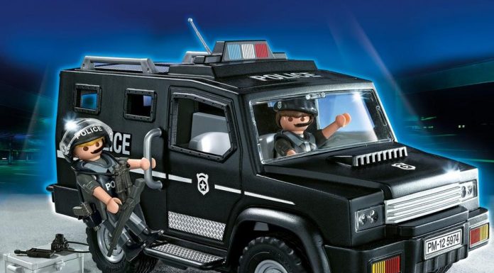 Playmobil USA Playmobil 5674 – Tactical Unit Car Playmobil USA Playmobil 5674 Tactical Unit Car