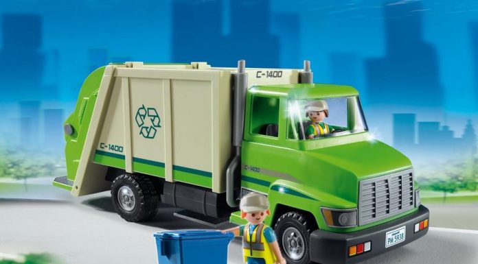 Playmobil USA Playmobil 5679 – Green Recycling Truck Playmobil USA Playmobil 5679 Green Recycling Truck