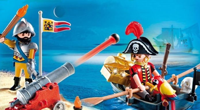 Playmobil USA Playmobil 5894 – carrying case “pirates” Playmobil USA Playmobil 5894 carrying case "pirates"