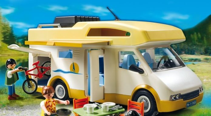 Playmobil USA Playmobil 5928 Camper