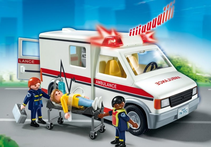 Playmobil USA Playmobil 5952 Rescue Ambulance Playmobil USA Playmobil 5952 Rescue Ambulance