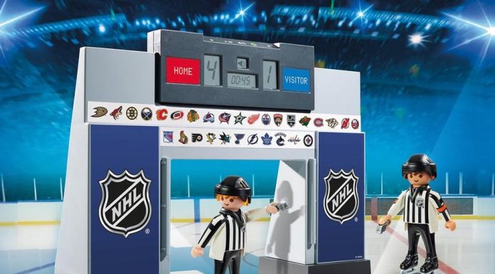 Playmobil USA Playmobil 9016 NHL® Score Clock with 2 Referees