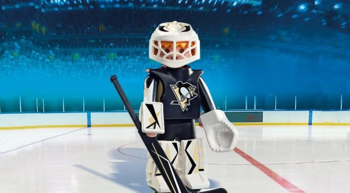 Playmobil USA Playmobil 9028 NHL® Pittsburgh Penguins® Goalie