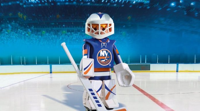 Playmobil USA Playmobil 9098 NHL® NY Islanders® Goalie