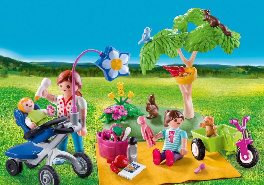 Playmobil USA Playmobil 9103 – Family Picnic Carry Case