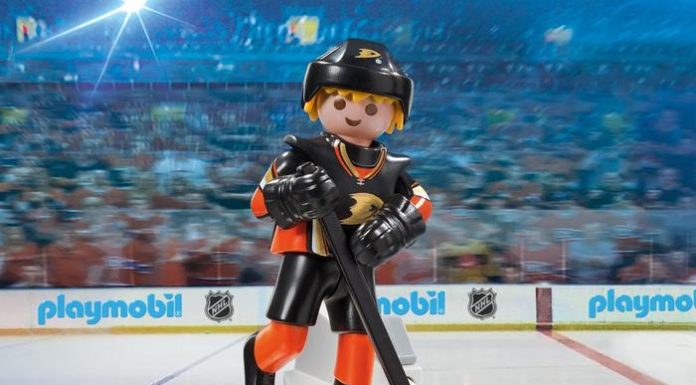 Playmobil USA Playmobil 9188 NHL® Anaheim Ducks® Player