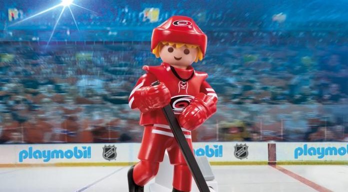 Playmobil USA Playmobil 9200 NHL® Carolina Hurricanes® Player
