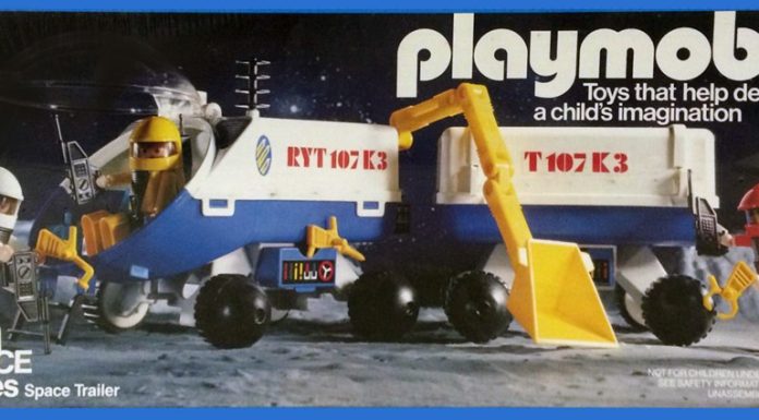 Playmobil USA Mattel 9732 Space Trailer