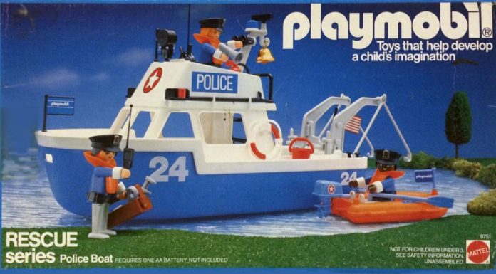 Playmobil USA Mattel 9751 Police launch