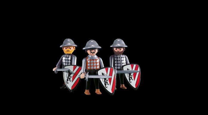 Playmobil 7664 3 caballeros del león negro – Caballeros 2003 – El Mundo Click Playmobil 7664 3 caballeros del león negro