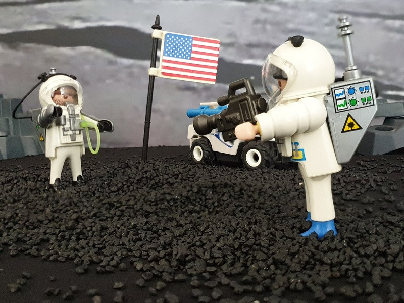 Exposición Playmobil Ploërmel 2026 Playmobreizh Diorama de astronautas Playmobil en la exposición de Ploërmel organizada por Playmobreizh