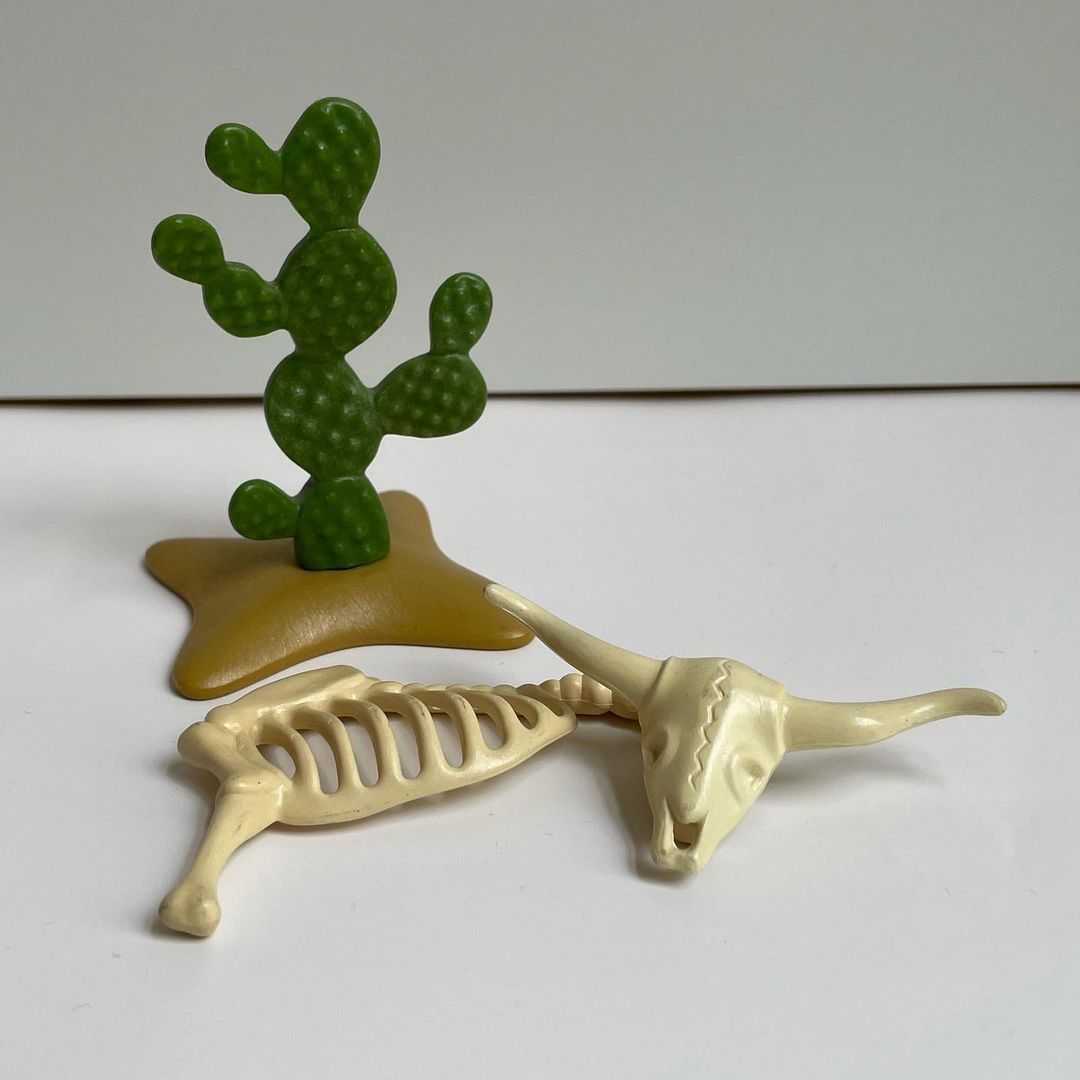 Playmobil Playmobil de las galletas Meiji: las figuras de regalo de Japón en los años 80 8 Cactus con esqueleto de vaca (serie «La isla del tesoro»)