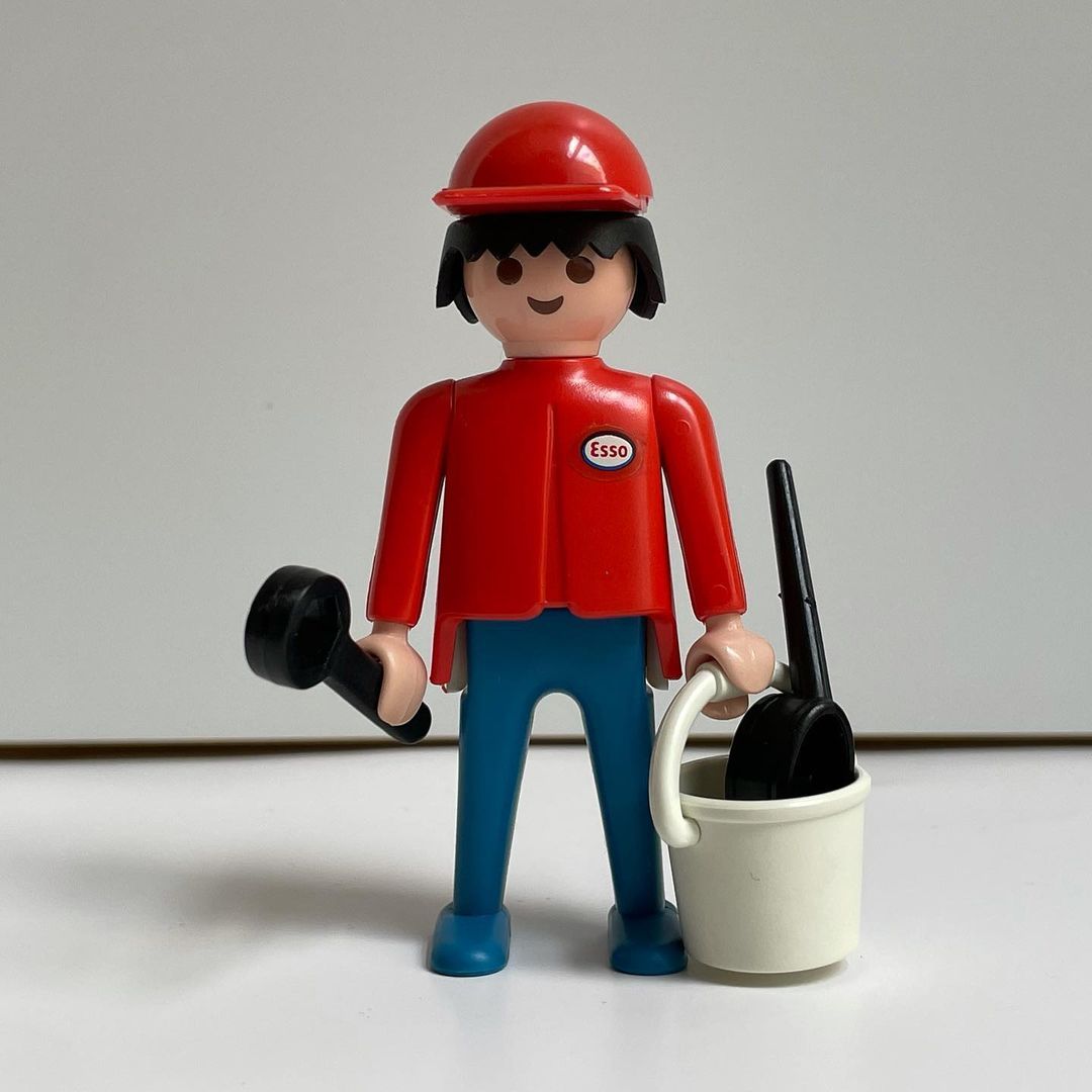 Playmobil Playmobil de las galletas Meiji: las figuras de regalo de Japón en los años 80 12 Empleado de Esso con linterna, cubo y escobilla